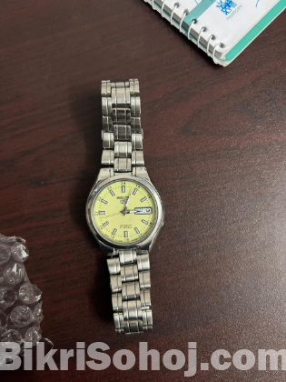 Seiko 5, Automatic watch